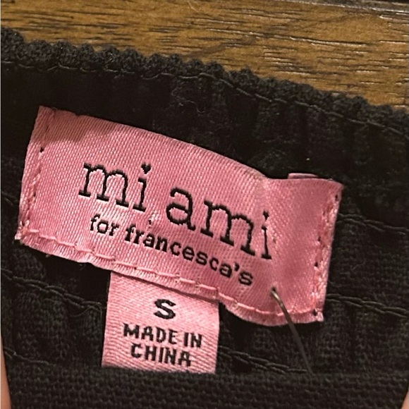 Francesca’s Collections Mi Ami Black Crop Balloon Sleeve Top Size Small NEW - Picture 4 of 14